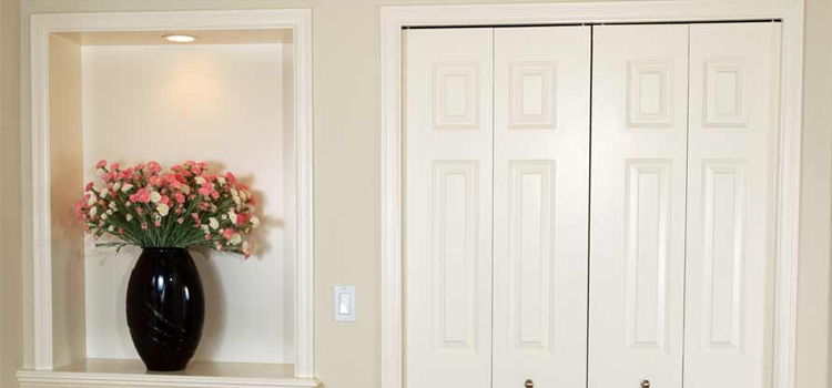 residential closet door repair in Temescal Valley